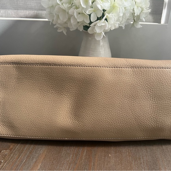 AUTHENTIC GUCCI Pebbled Calfskin Large Soho Chain Shoulder Bag Rose Beige - Picture 9 of 11